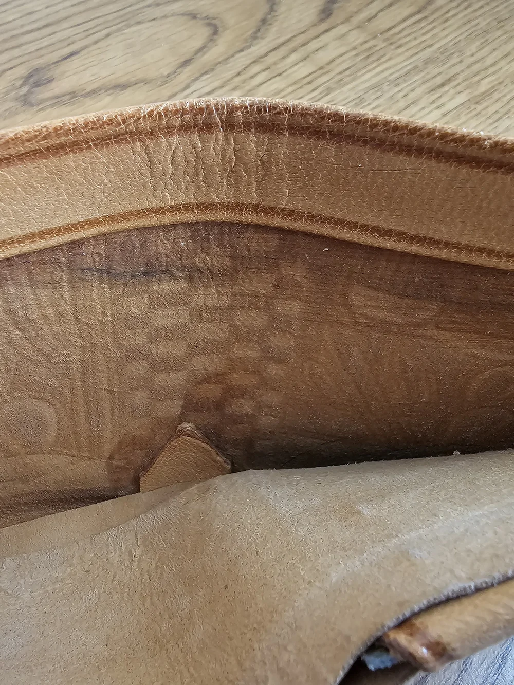 Yeo Cangaro Leather Hand Tooled Mexico Wallet Kangaroo Aztec Desert Cactus Mens